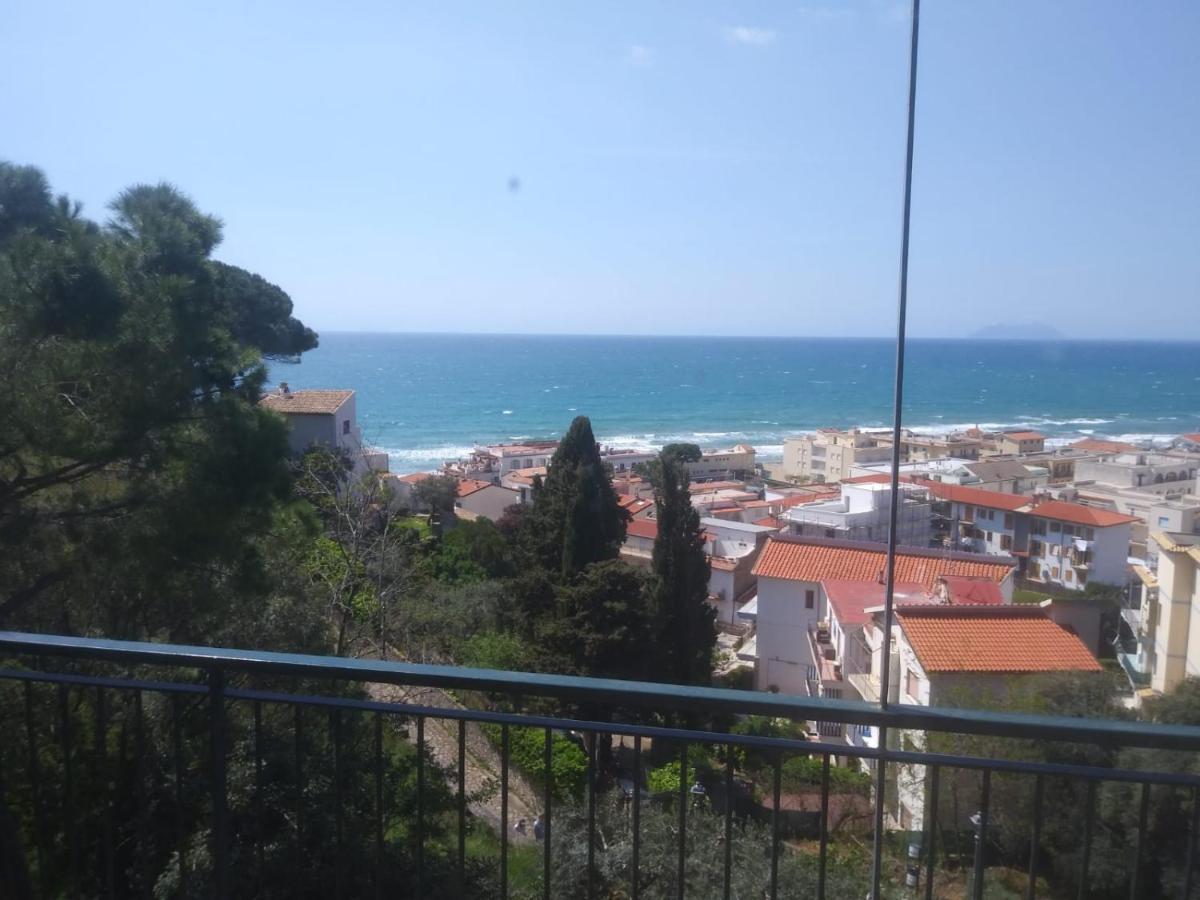 Ferienwohnung Casa Del Sole Sperlonga Exterior foto